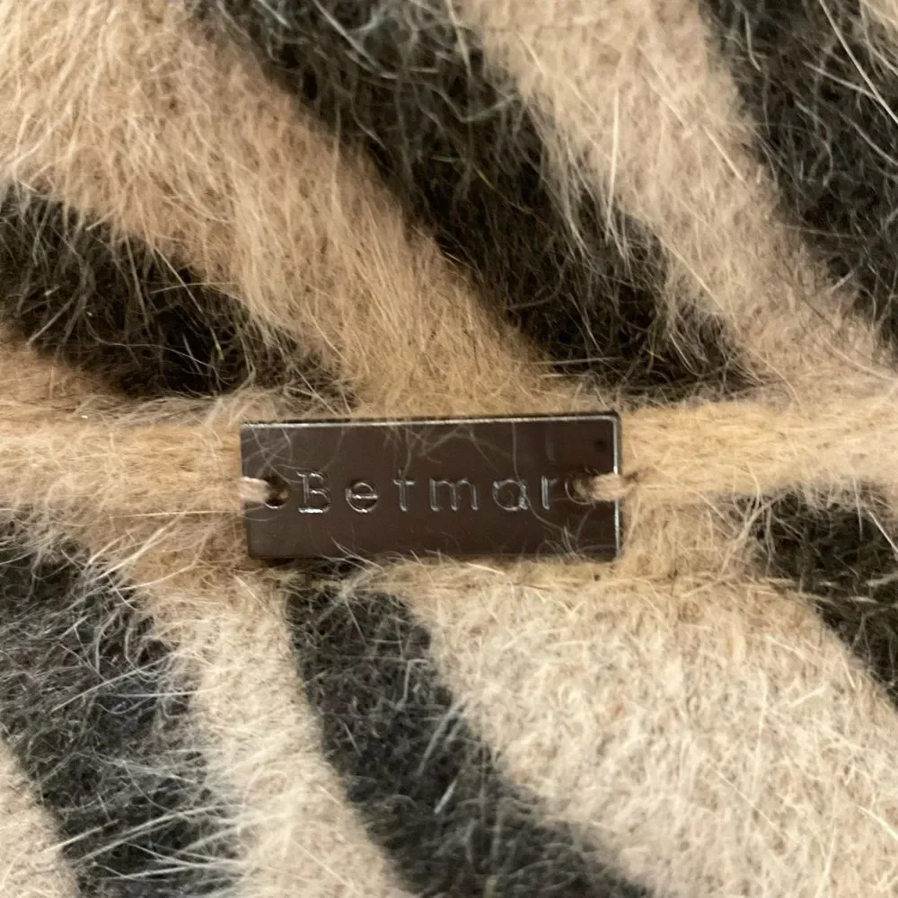 Betmar New York Vintage Brown Zebra Stripes Angora Blend Bow Bucket Hat